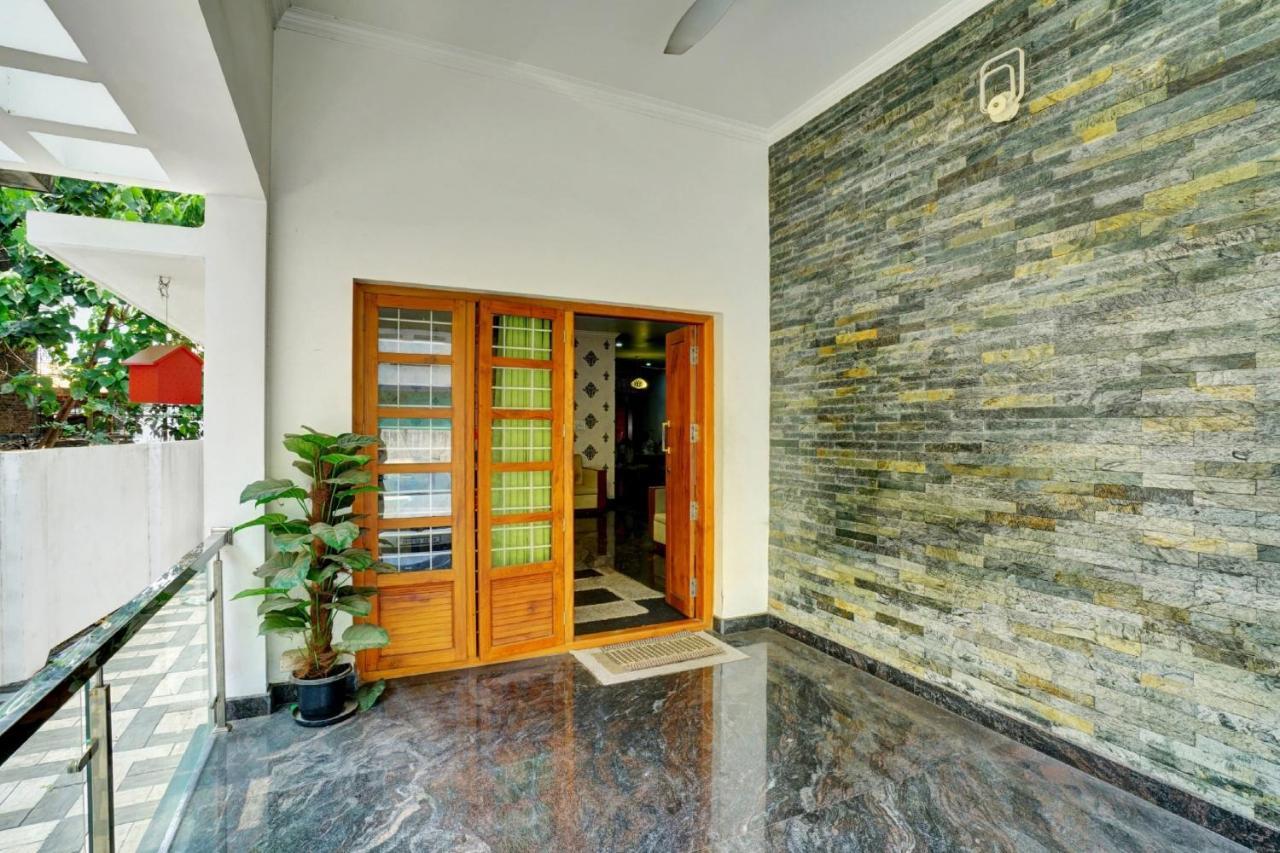 Collection O 81026 Suqoon Premium Stays Kochi Dış mekan fotoğraf