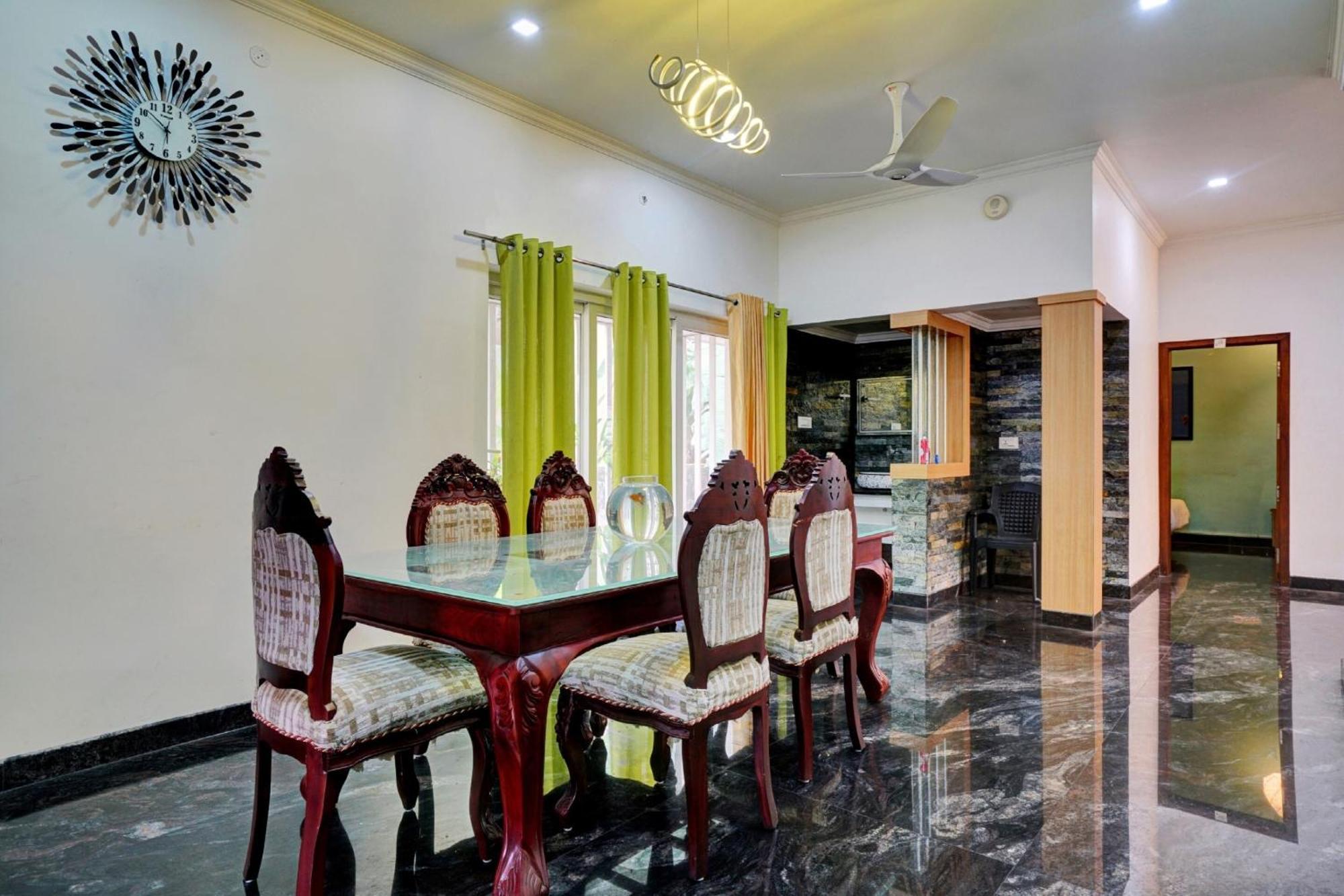 Collection O 81026 Suqoon Premium Stays Kochi Dış mekan fotoğraf